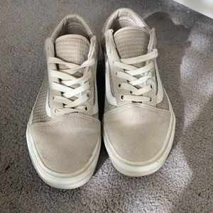 Women’s beige Vans size 7.0